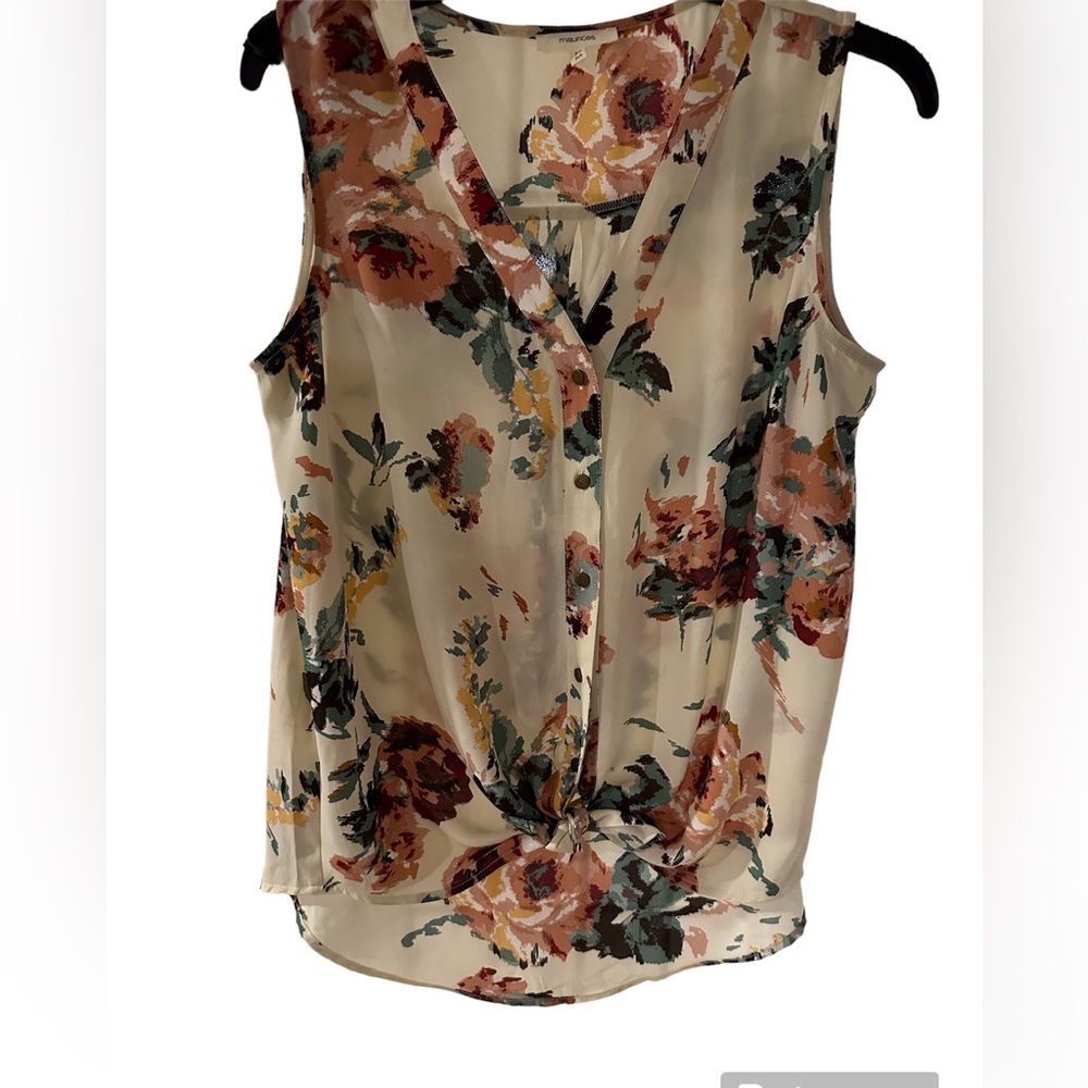 Sleeveless floral shirt